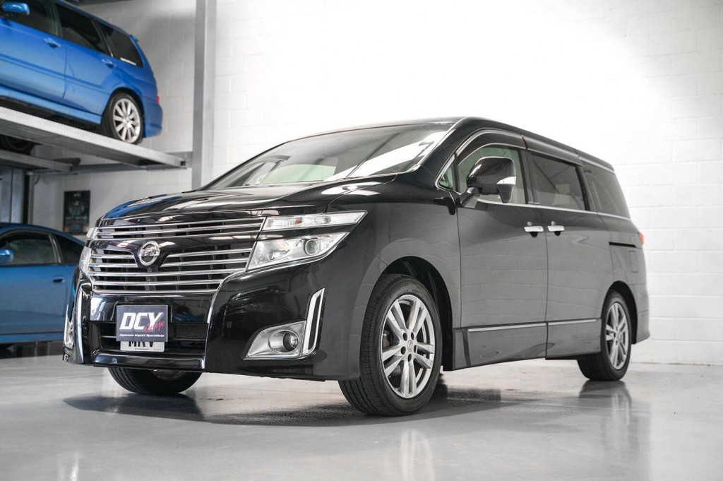 NISSAN ELGRAND