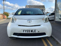 TOYOTA IQ