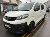 VAUXHALL VIVARO