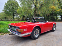 TRIUMPH TR6