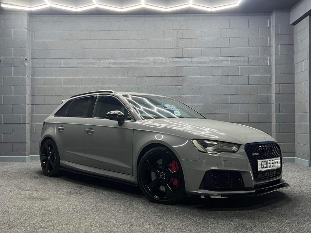 AUDI RS3