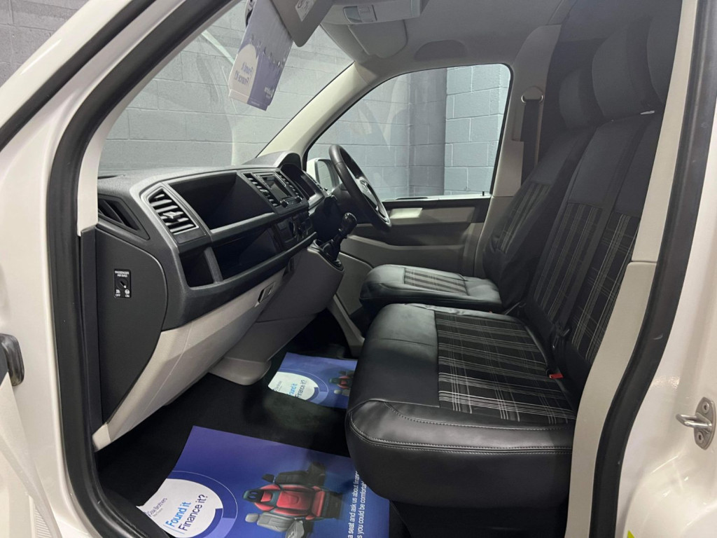 VOLKSWAGEN TRANSPORTER