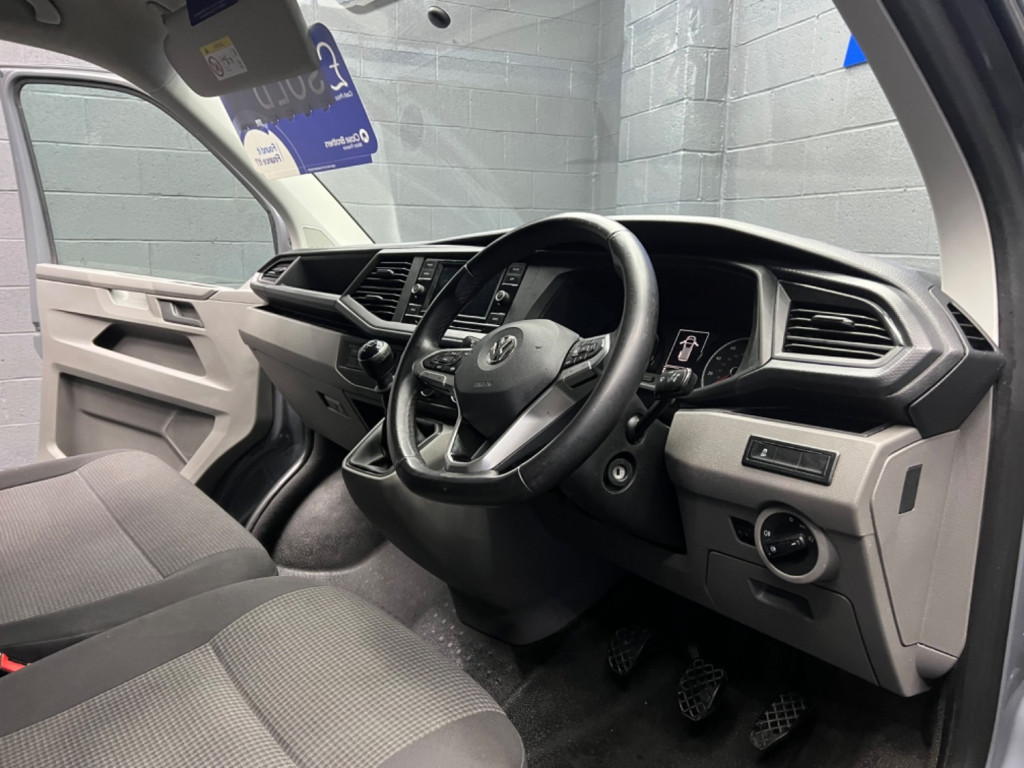 VOLKSWAGEN TRANSPORTER