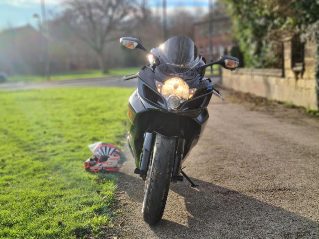 SUZUKI GSXR750