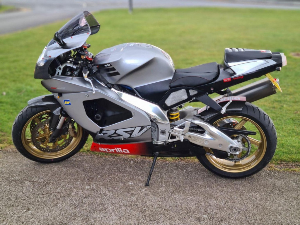 APRILIA RSV
