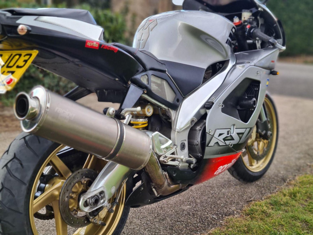 APRILIA RSV