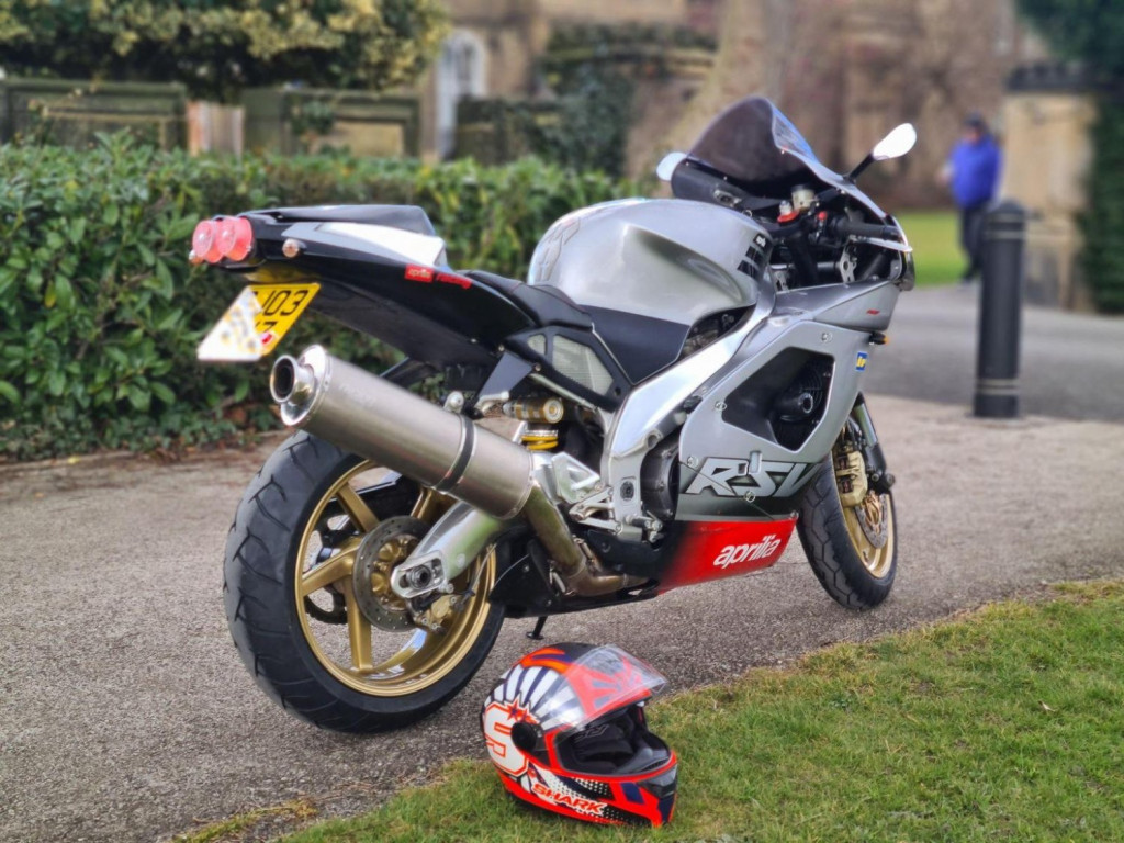 APRILIA RSV