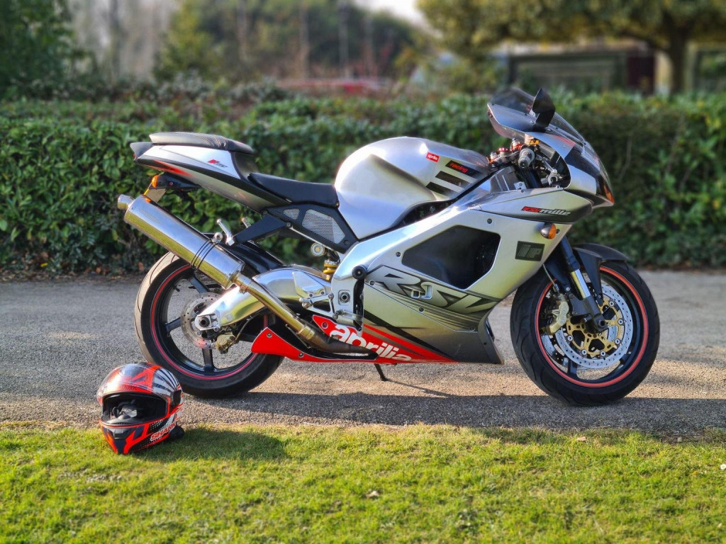 APRILIA RSV
