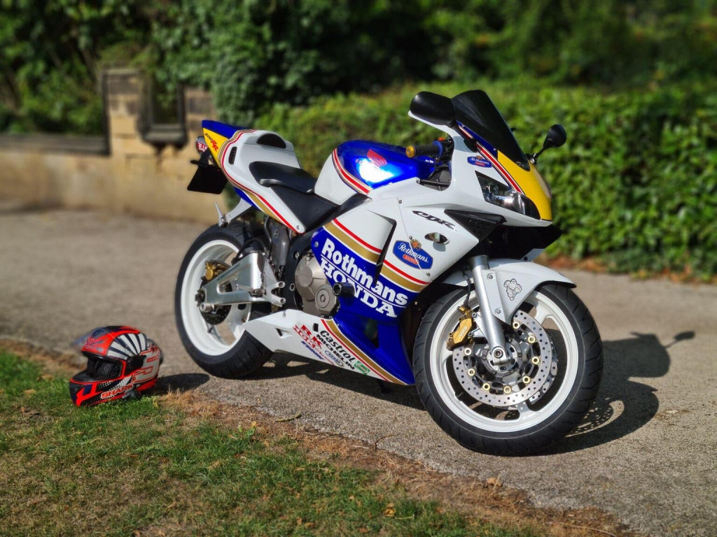 View HONDA CBR600RR Stunning Rothmans Replica!