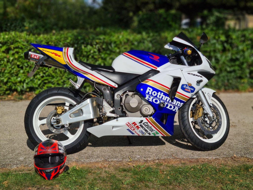 HONDA CBR600RR