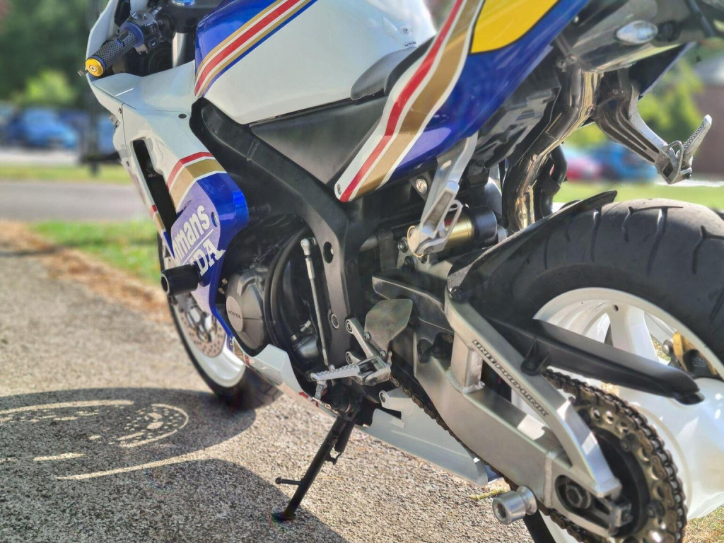 HONDA CBR600RR