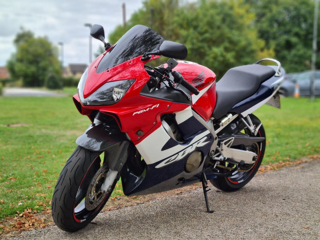 HONDA CBR600F