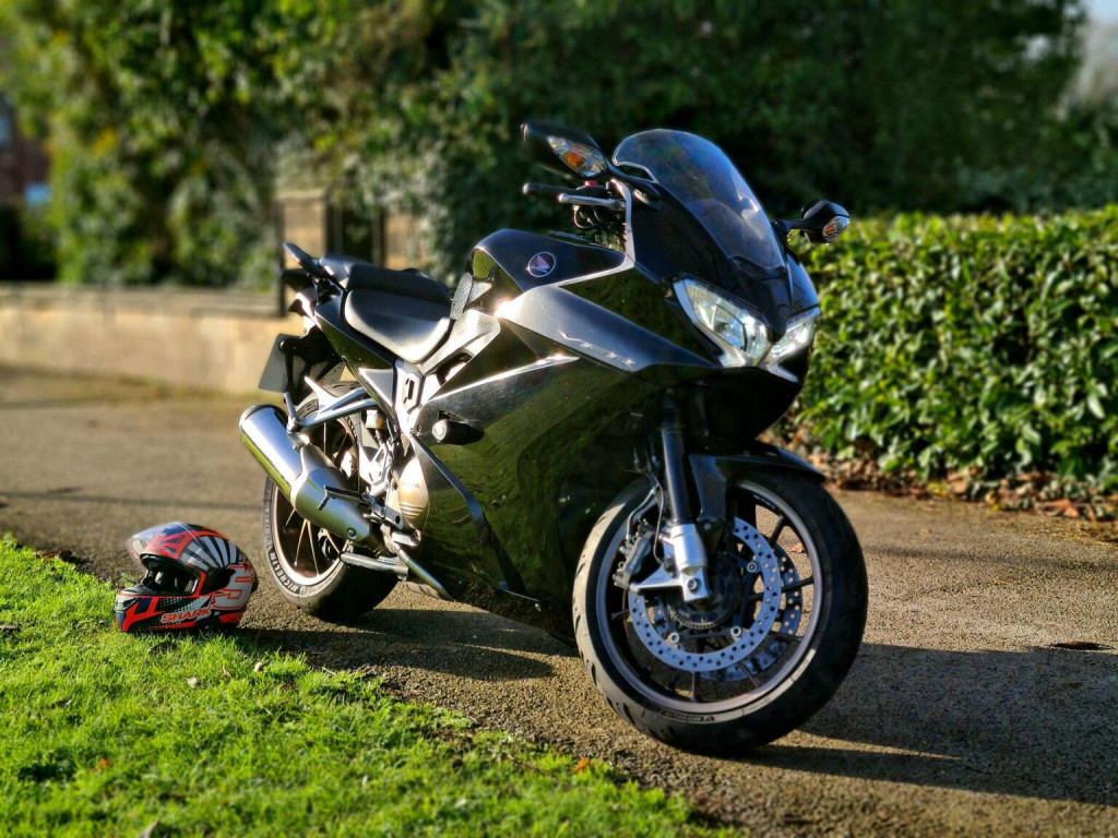 View HONDA VFR800X Finest Sports Tourer Money Can Buy!