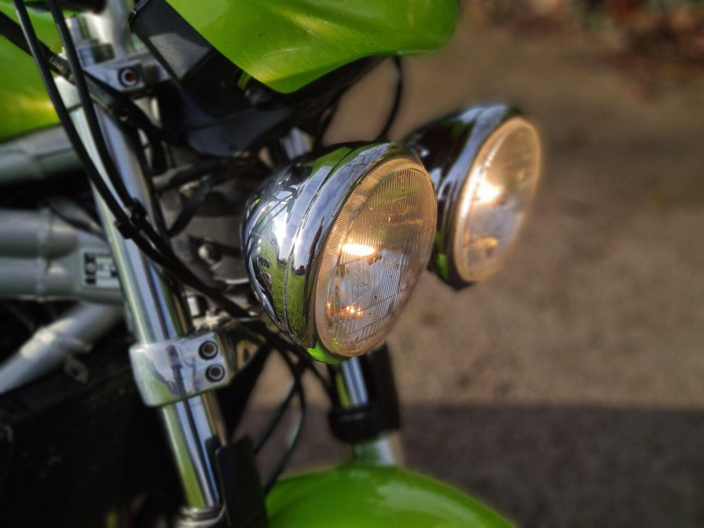 TRIUMPH SPEED TRIPLE 955