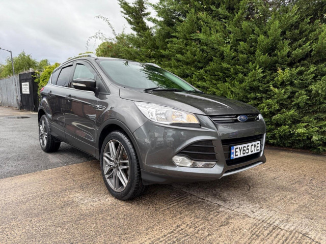 FORD KUGA