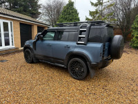 LAND ROVER DEFENDER 110