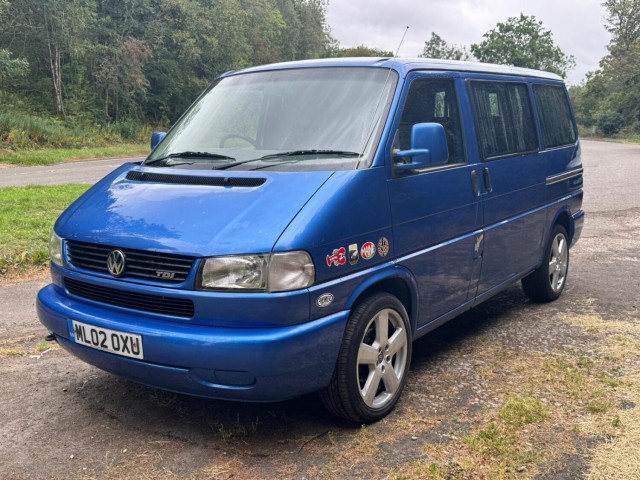 VOLKSWAGEN TRANSPORTER