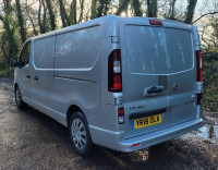 VAUXHALL VIVARO