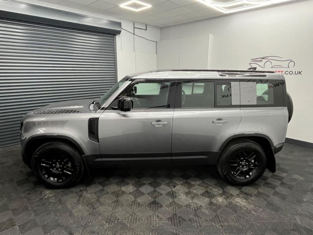 LAND ROVER DEFENDER 110