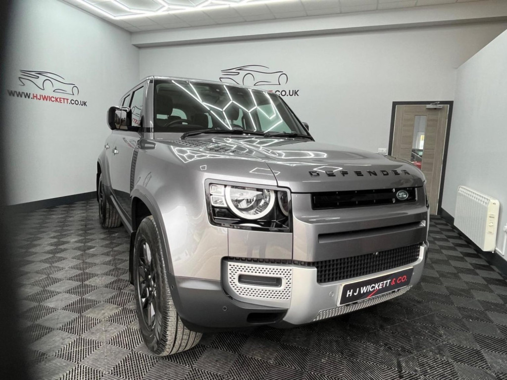 LAND ROVER DEFENDER 110