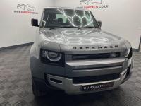 LAND ROVER DEFENDER 110