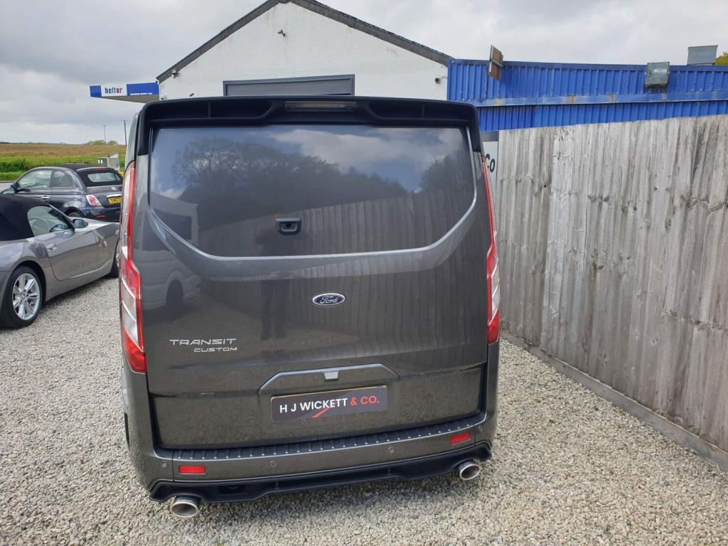 FORD TRANSIT CUSTOM