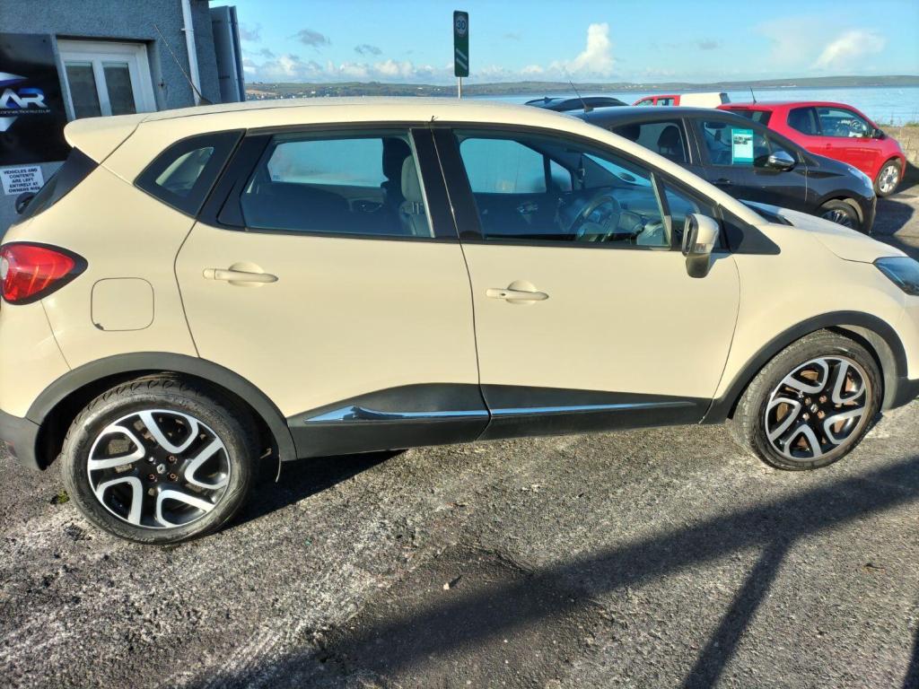 RENAULT CAPTUR