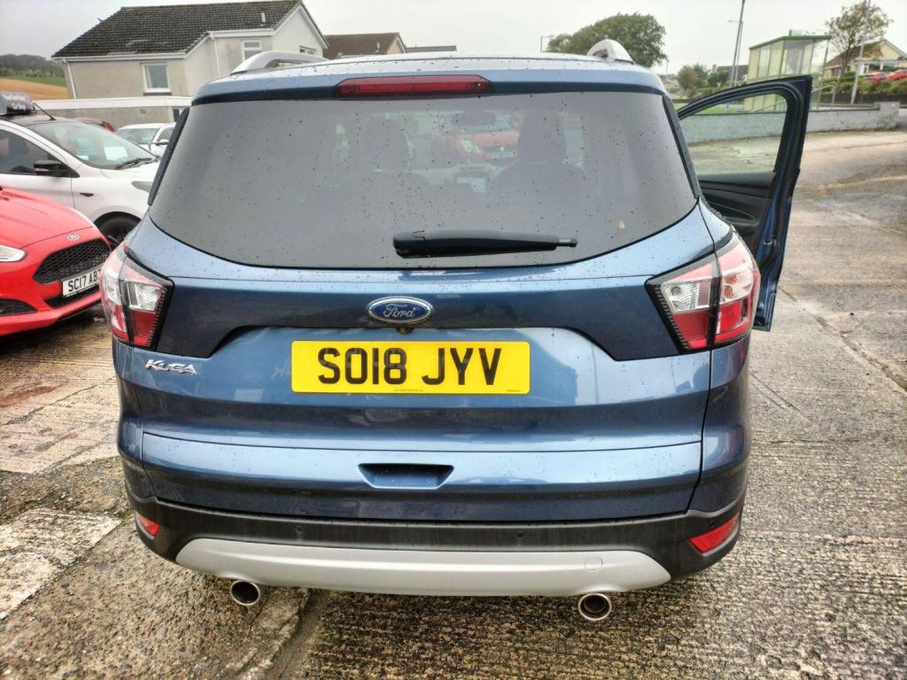FORD KUGA