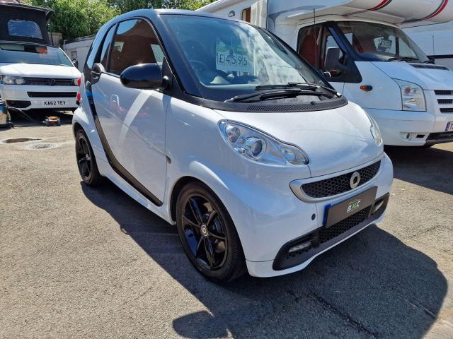 SMART FORTWO 1.0 MHD Edition21