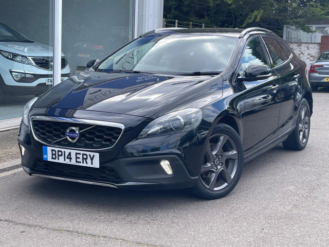 VOLVO V40 CROSS COUNTRY