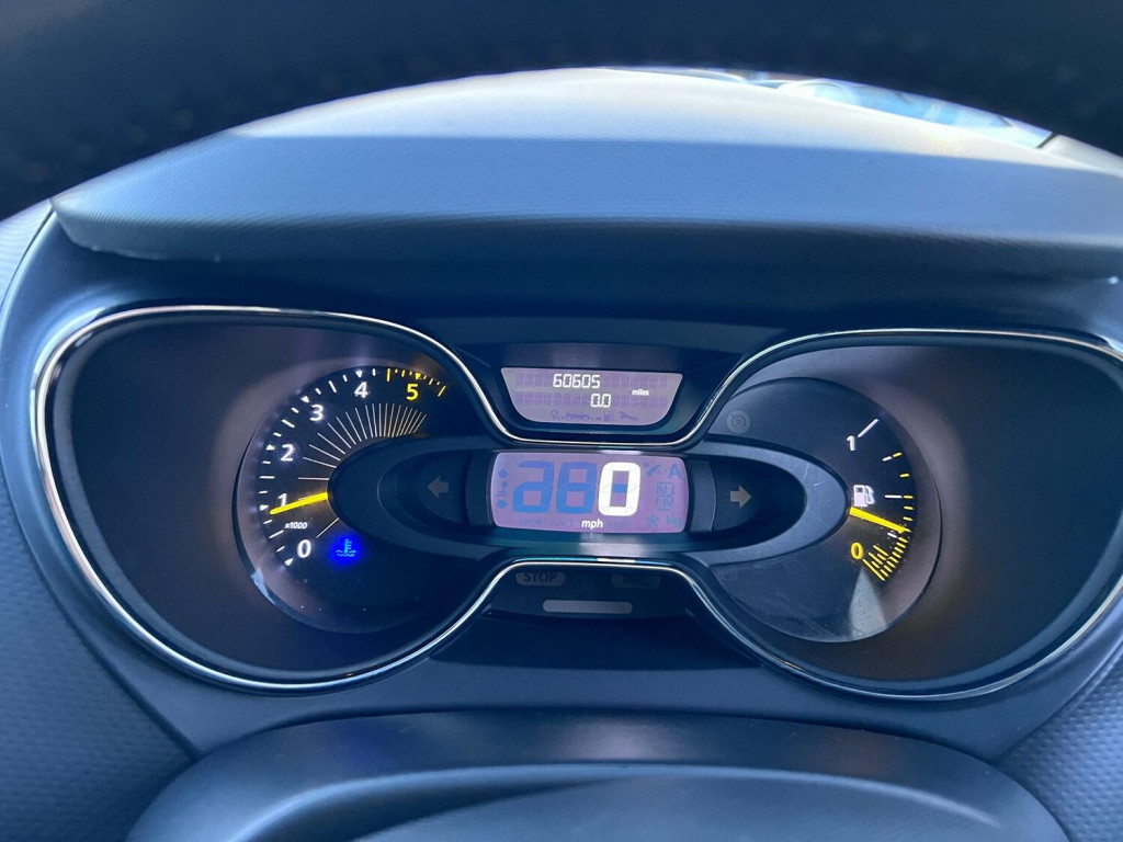 RENAULT CAPTUR