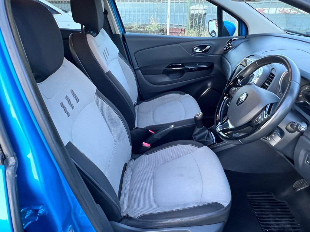 RENAULT CAPTUR