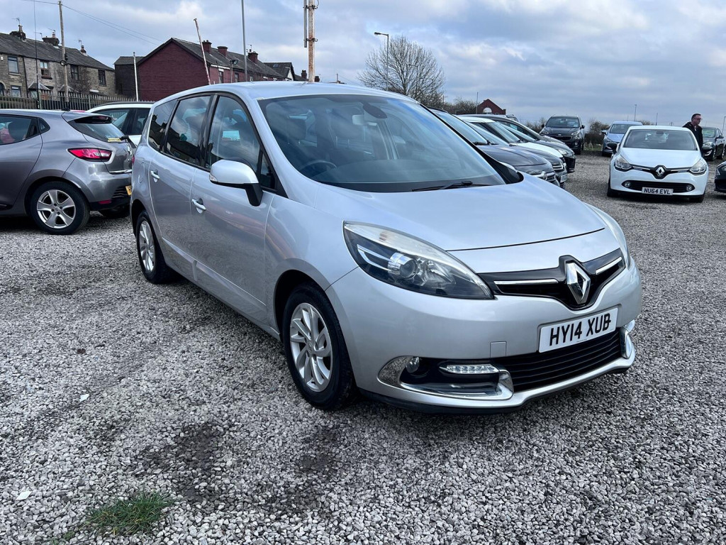 RENAULT GRAND SCENIC
