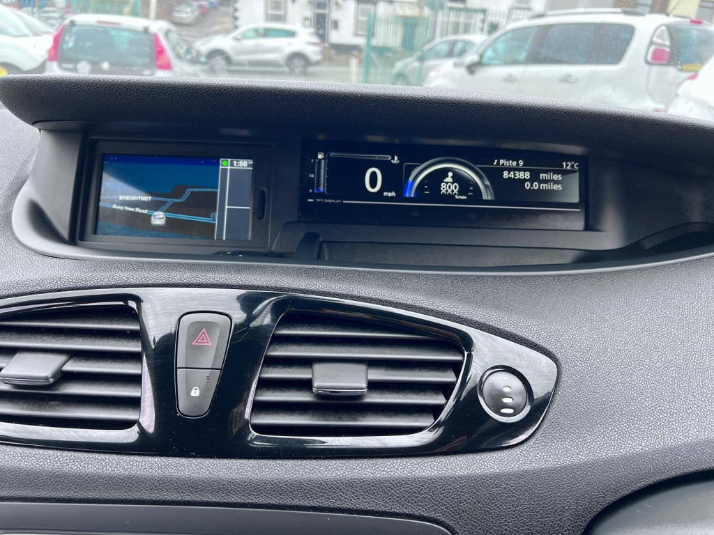 RENAULT GRAND SCENIC