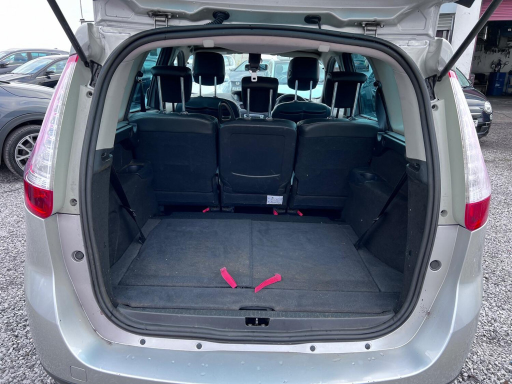 RENAULT GRAND SCENIC