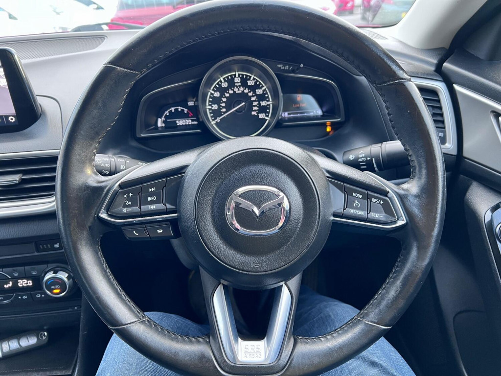 MAZDA MAZDA3