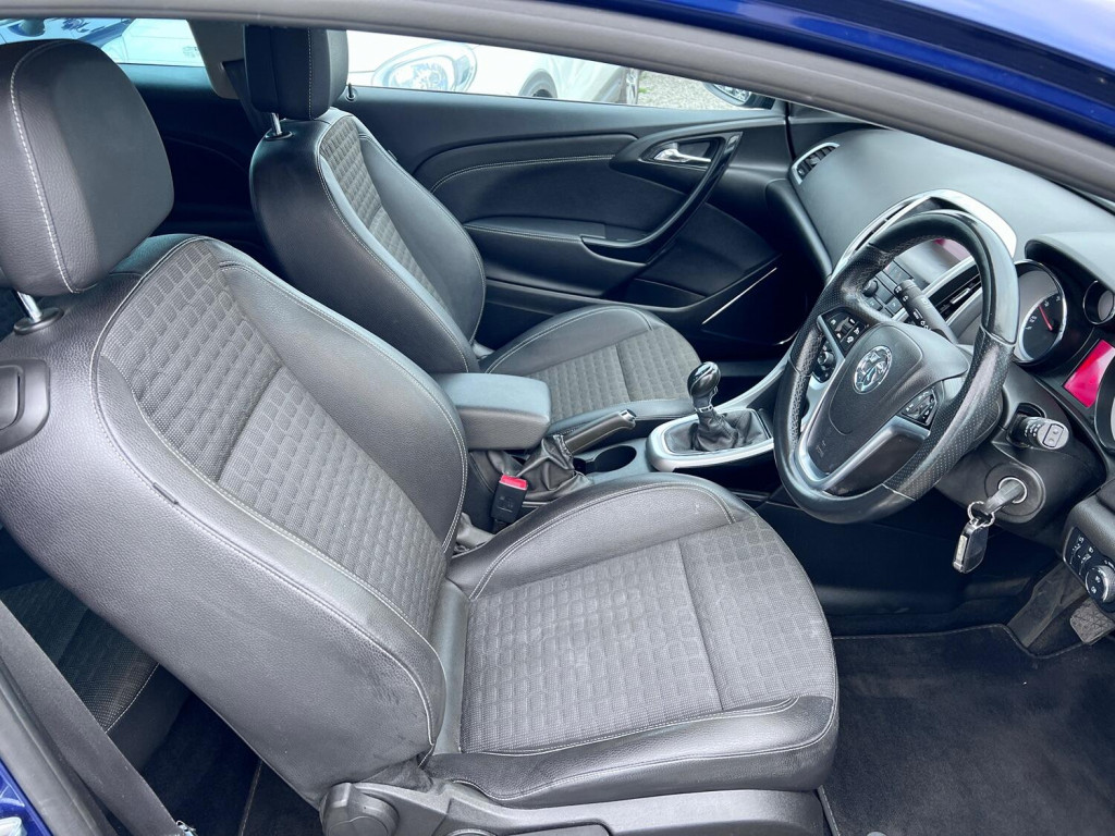 VAUXHALL ASTRA GTC