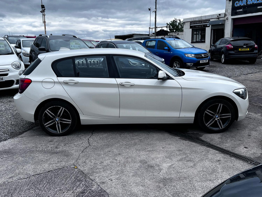 BMW 1 SERIES