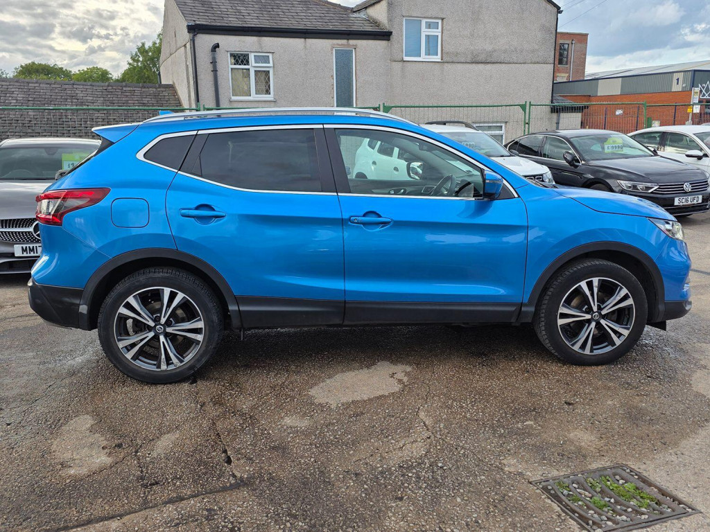 NISSAN QASHQAI