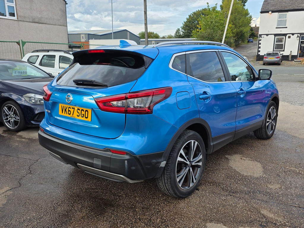 NISSAN QASHQAI