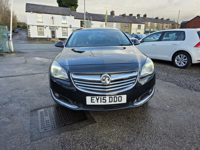 VAUXHALL INSIGNIA