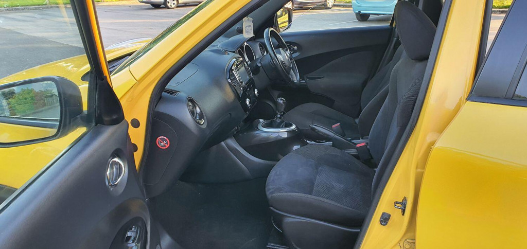 NISSAN JUKE