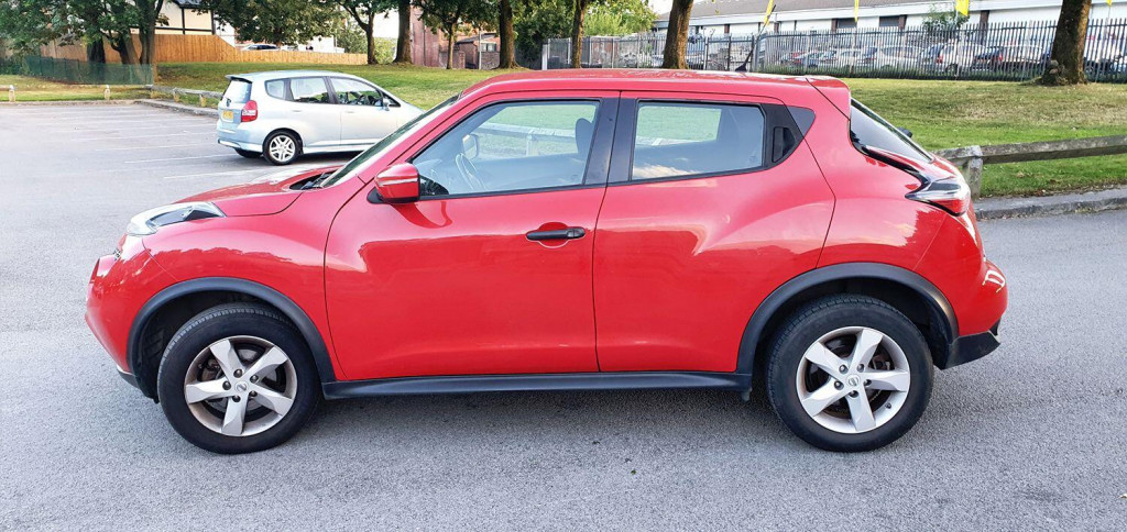 NISSAN JUKE