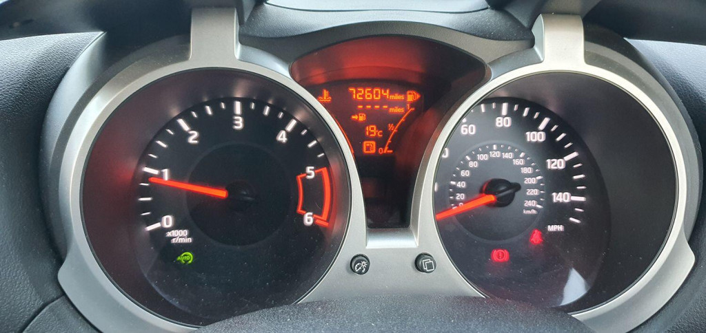 NISSAN JUKE