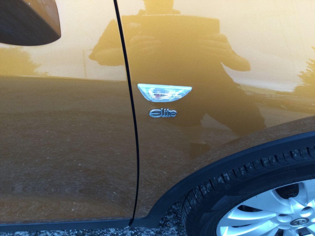 View VAUXHALL MOKKA X 1.6 i Elite 