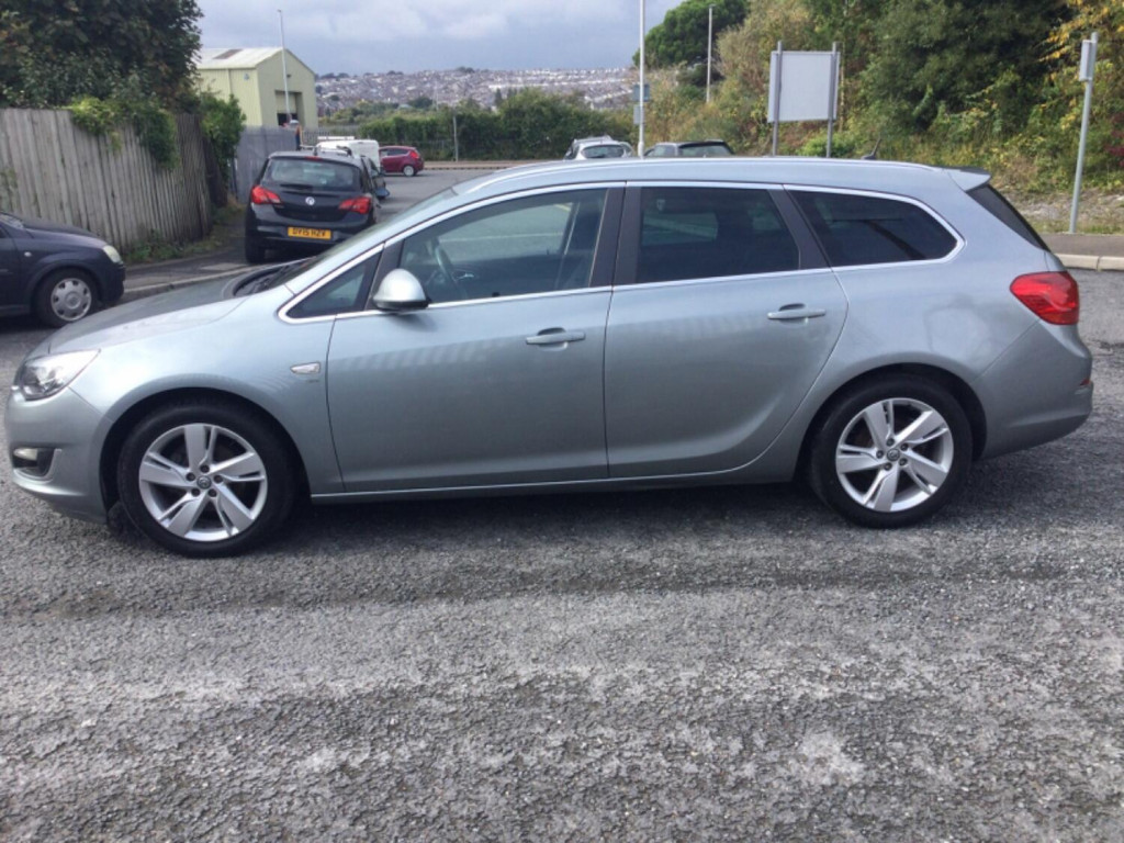 View VAUXHALL ASTRA 1.6 16V SRi
