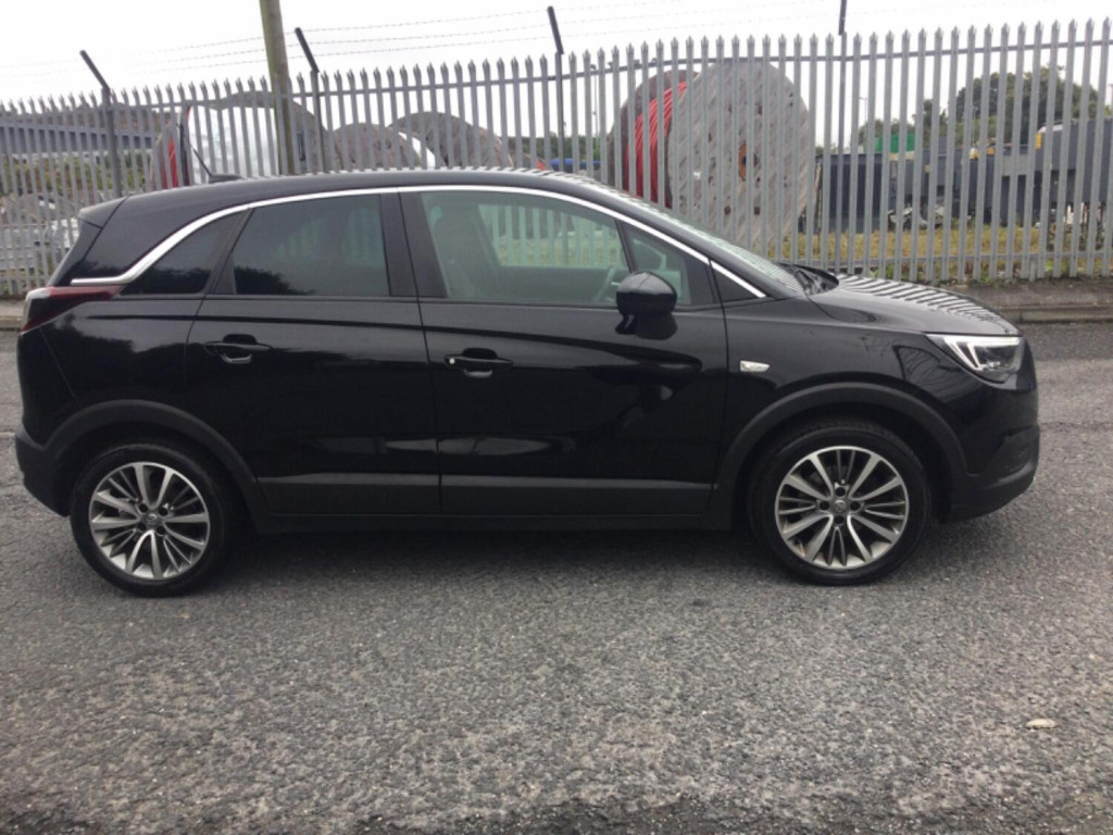 View VAUXHALL CROSSLAND X 1.2 Turbo Griffin