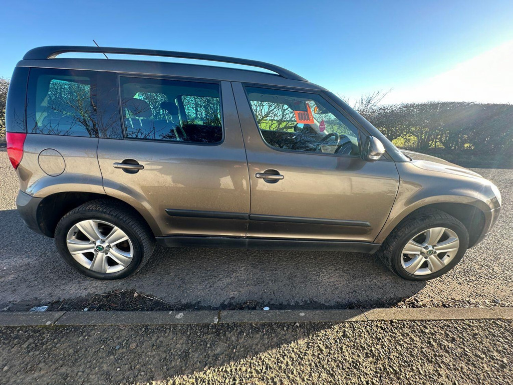 SKODA YETI