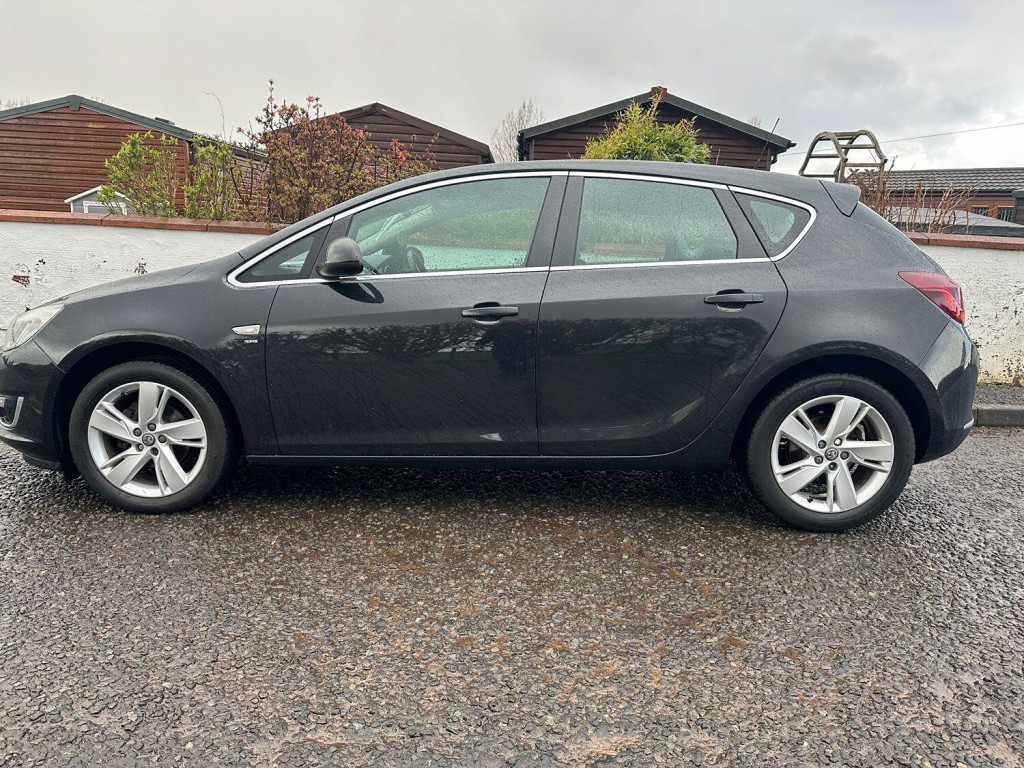 VAUXHALL ASTRA