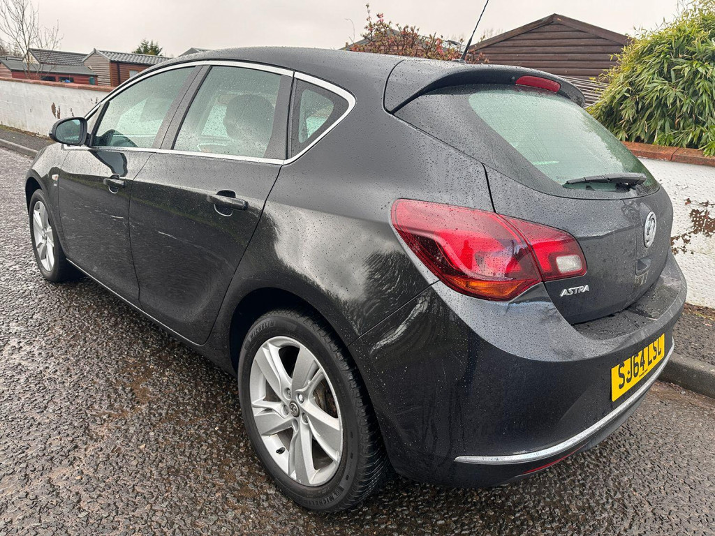VAUXHALL ASTRA